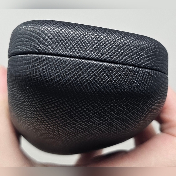 Salvatore Ferragamo Black Clamshell Glasses Case Sunglasses Case Hard shell - Picture 7 of 11